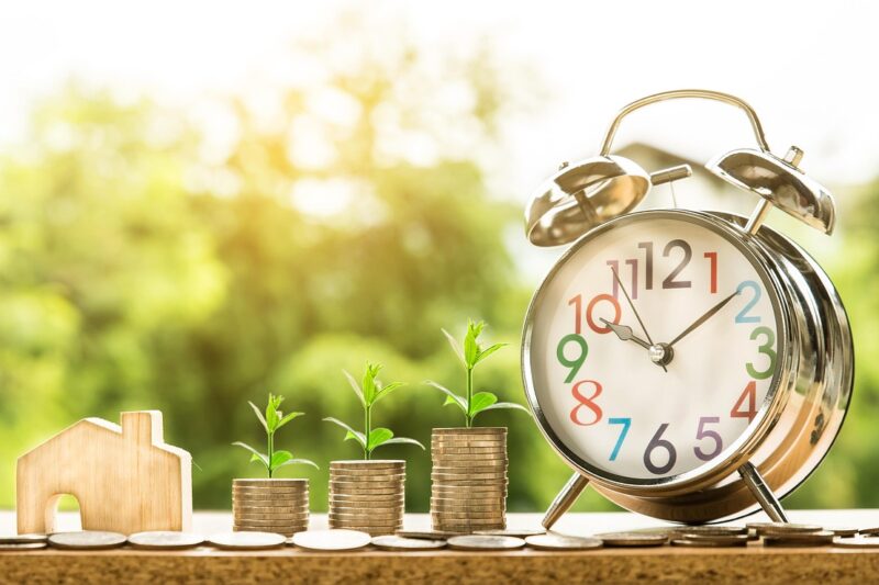 The Secret Investors Don’t Talk About: How Compounding Builds Wealth in Silence